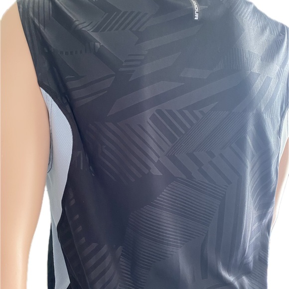 Men’s Under Armour Men’s sleevless shirt - Picture 4 of 6
